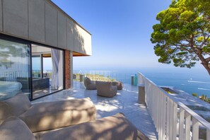 Terrace/patio - AMORE RENTALS -Villa Giada with Swimming Pool, Garden, Sea View and Parking (Sorrento)