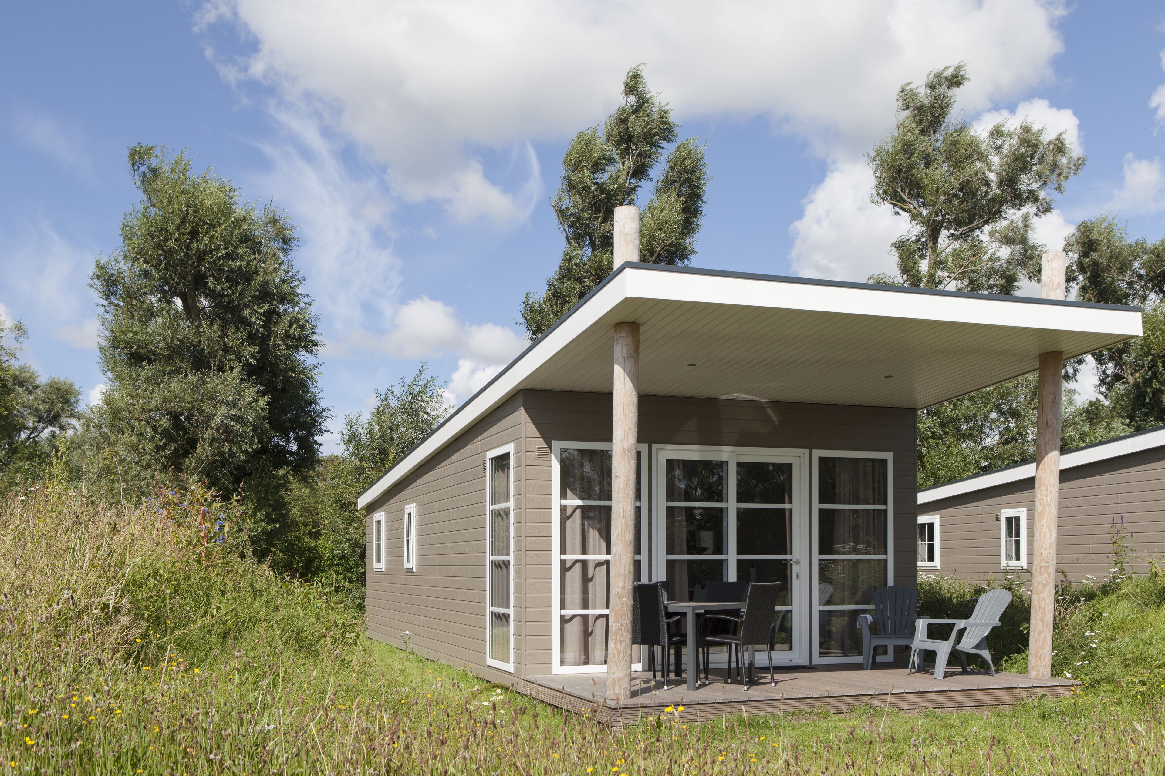 Deluxe Bungalow | 2 bedrooms, free cots/infant beds, free WiFi, bed sheets