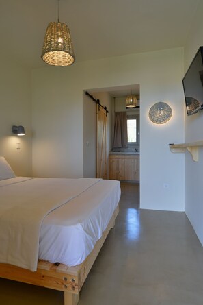 1 slaapkamer, een strijkplank/strijkijzer, wifi, beddengoed