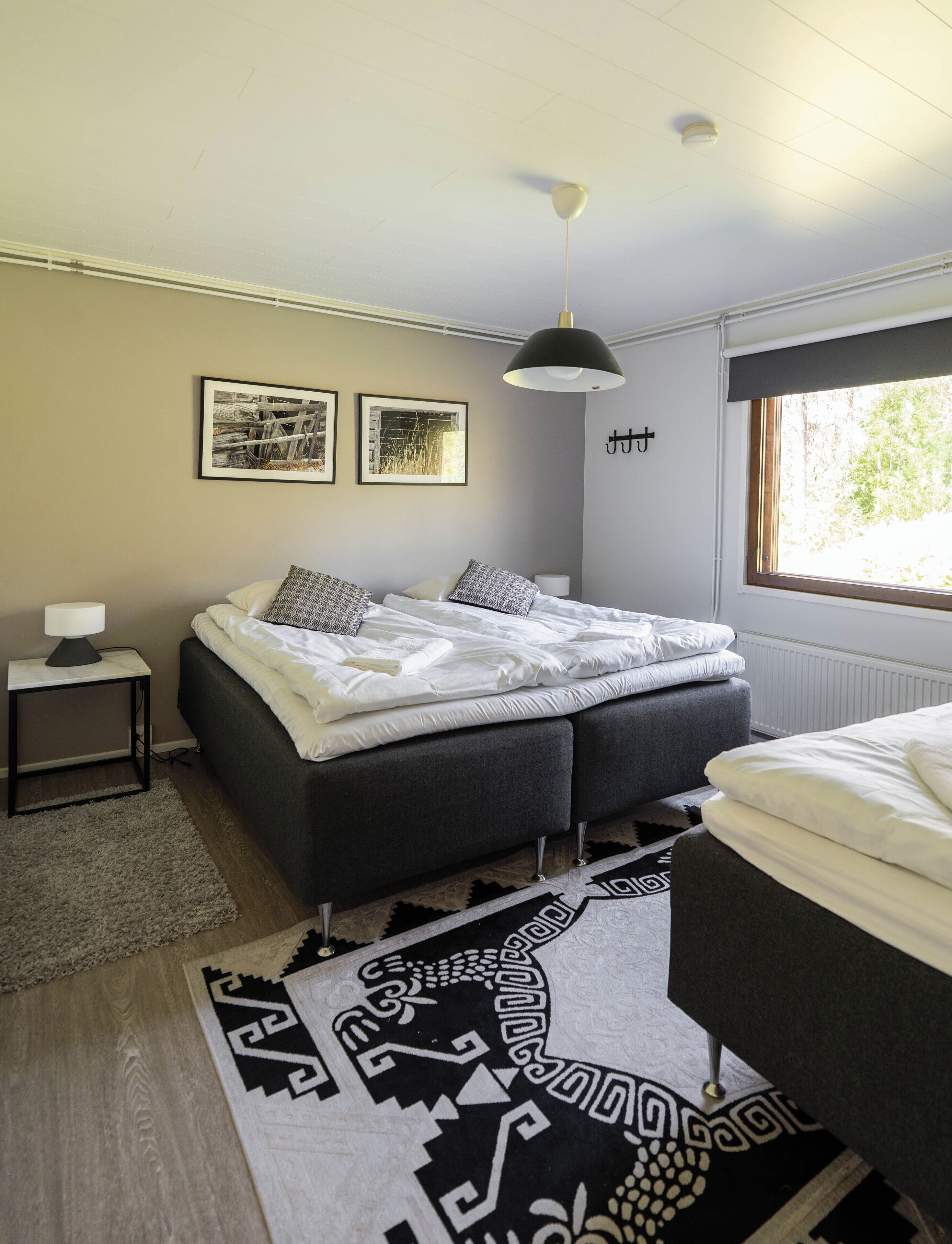 3 間睡房、獨特設計、獨特裝修、書桌