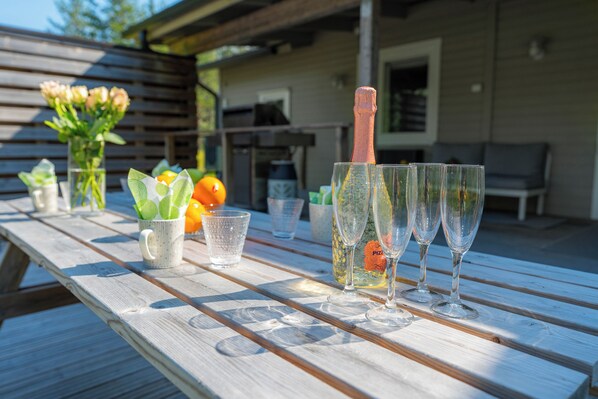 Huisje, 3 slaapkamers, sauna, uitzicht op tuin | Terras