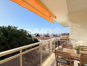 Outdoor dining - 1st line beach flat - Edif. Olimpic  (Cambrils)