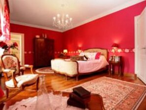 Phòng đôi | Bàn, bàn ủi/dụng cụ ủi quần áo, nôi (giường cho trẻ sơ sinh) miễn phí 