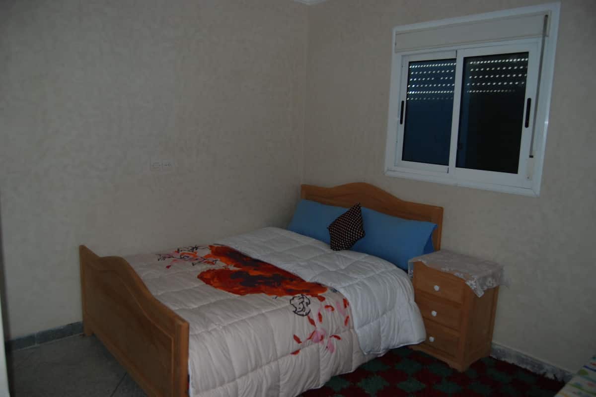 Single Room | Desk, free cribs/infant beds, rollaway beds, free WiFi