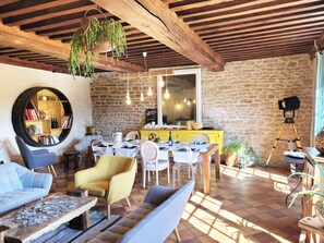 Maison Exclusive, salle de bains privée (entière) | Bar lounge