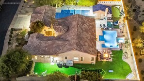 Exterior - Azul: Pool, Spa, Fire Pit and Pickle Ball Court! (Indio)