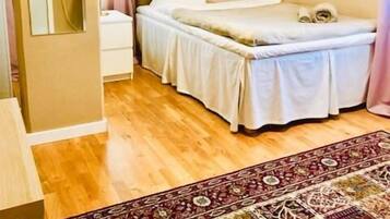 Desk, laptop workspace, soundproofing, free WiFi