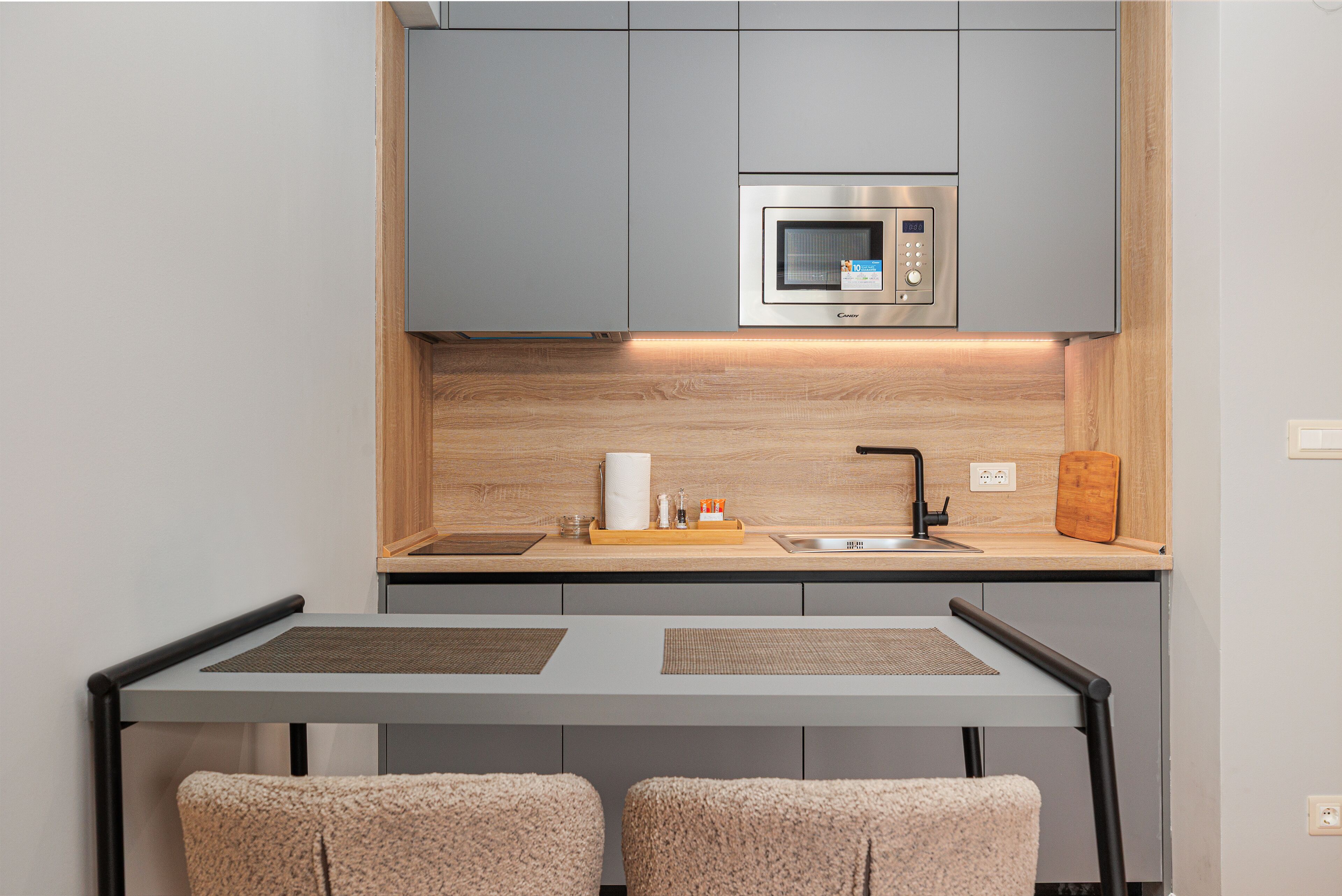 Estudio panorámico | Cocina privada | Cafetera y tetera, tetera eléctrica y periquera 