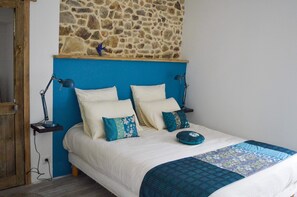 Premium bedding, Select Comfort beds, individually decorated - Mont Voyageur (Sains)