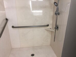 Bathroom - Econo Lodge Inn and suites (Tulsa)