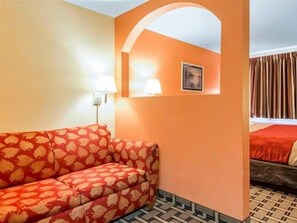 Room - Econo Lodge Inn and suites (Tulsa)