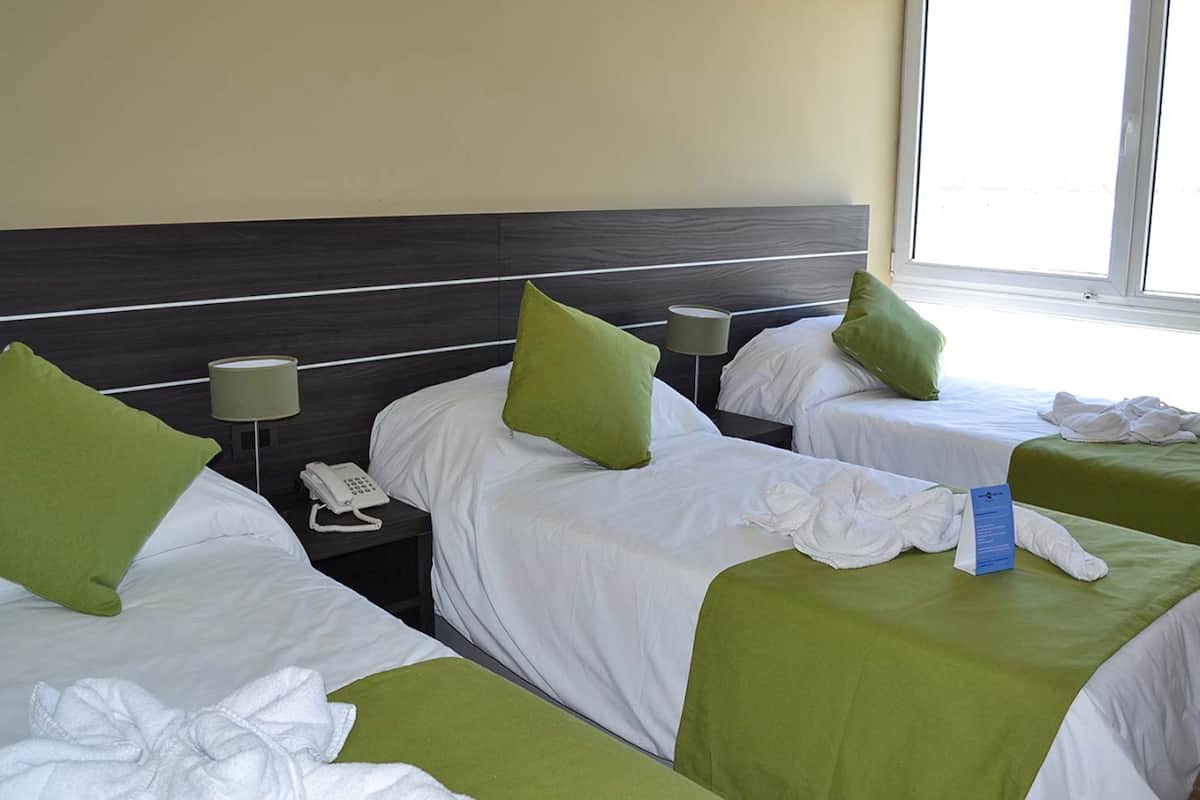 superior triple room, multiple beds, non smoking | free minibar, in-room safe, desk, soundproofing