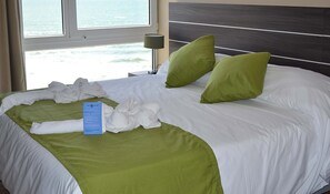 Superior Double Room, 1 Queen Bed, Non Smoking | Free minibar, in-room safe, desk, soundproofing - Hotel Oscar Lescano (Mar del Plata)