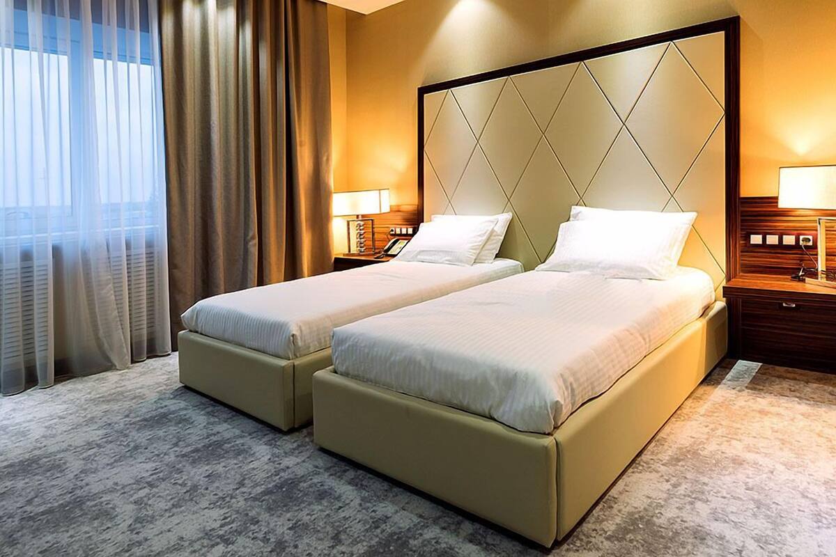 Standard Twin Room | Peti besi dalam bilik, langsir/tirai gelap terus, kalis bunyi 