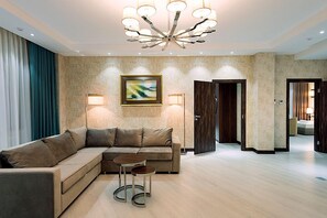 Family Suite, 2 Bedrooms | In-room safe, blackout drapes, soundproofing, free cribs/infant beds - Monte Bianco (Astana)
