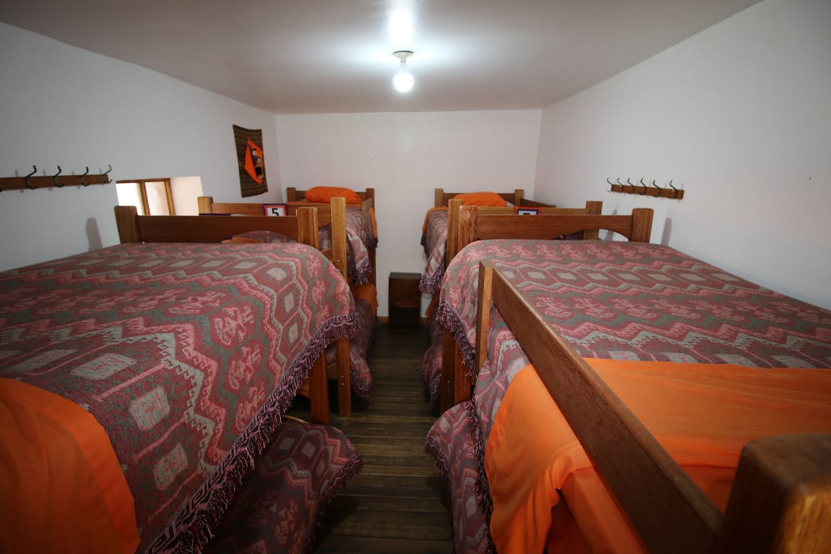 Cribs/infant beds, free WiFi, bed sheets