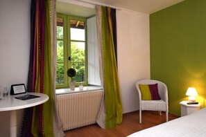 Standard Triple Room (Pistache)