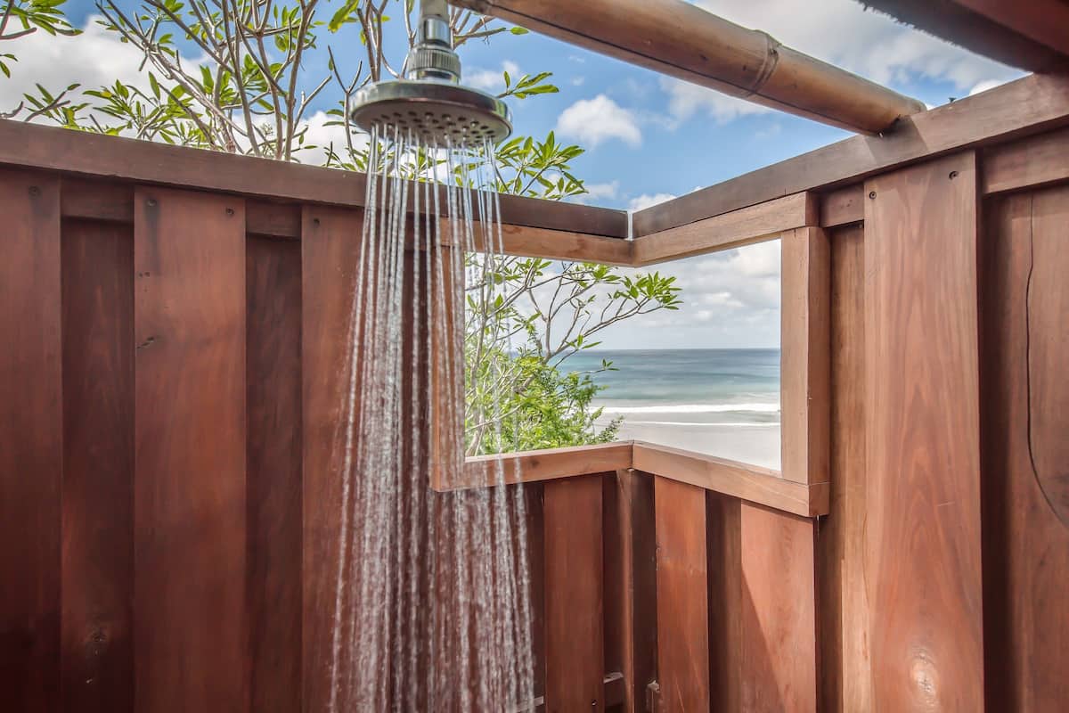 Double Room, 1 Queen Bed, Non Smoking (Olita) | Bathroom shower
