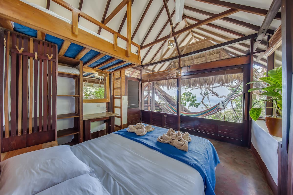 In-room safe, cribs (free), WiFi (free), bed sheets