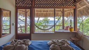Habitación cuádruple clásica, varias camas, no fumadores (Pelicano) | Vistas desde la habitación