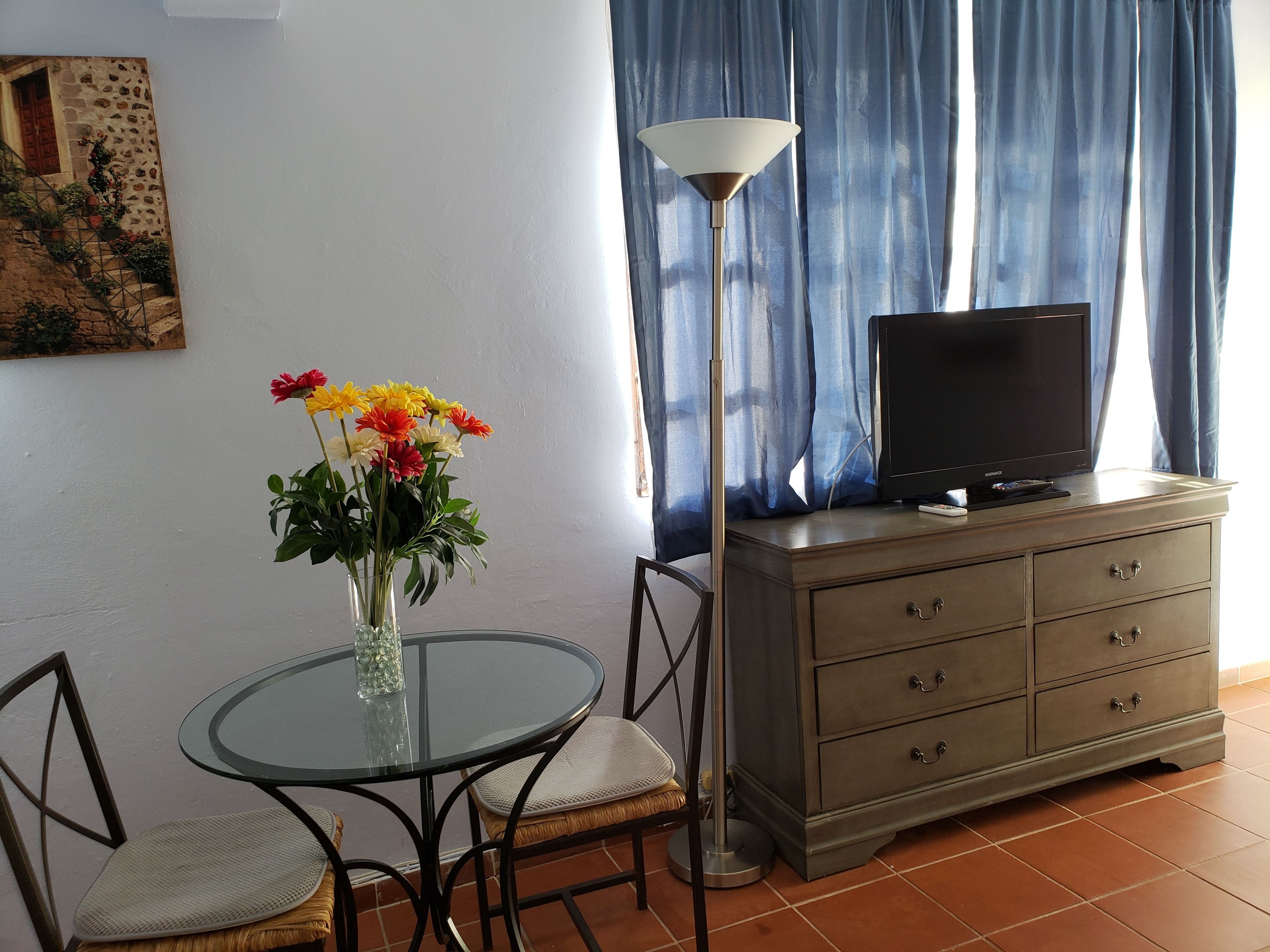 family studio, 2 double beds, non smoking | iron/ironing board, free wifi, bed sheets, wheelchair access