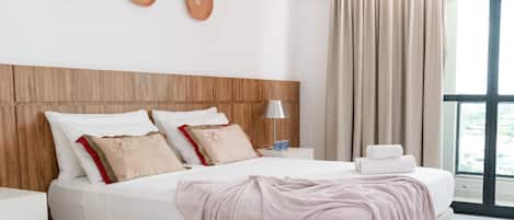 Premium Suite | Bar mini, meja, langsir/tirai gelap terus, kalis bunyi