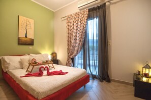 Villa, 4 Bedrooms, Sea View | 4 bedrooms, Egyptian cotton sheets, premium bedding, pillowtop beds - villa balos amfimala (Apokoronas)