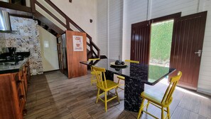 Dining room - Casa do Beija Flor (Florianópolis)