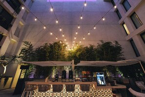 Näkymä sisäpihalle