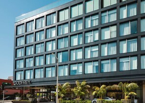 Exterior - The Godfrey Hotel Hollywood (Los Angeles)