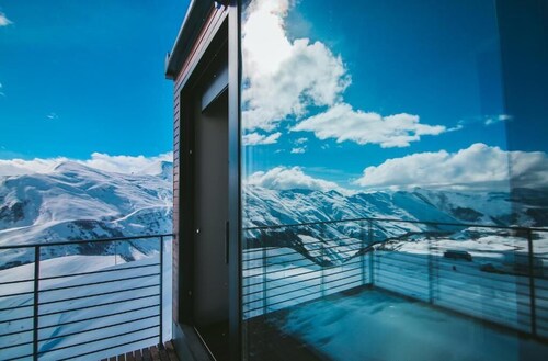 Quadrum Ski & Yoga Resort