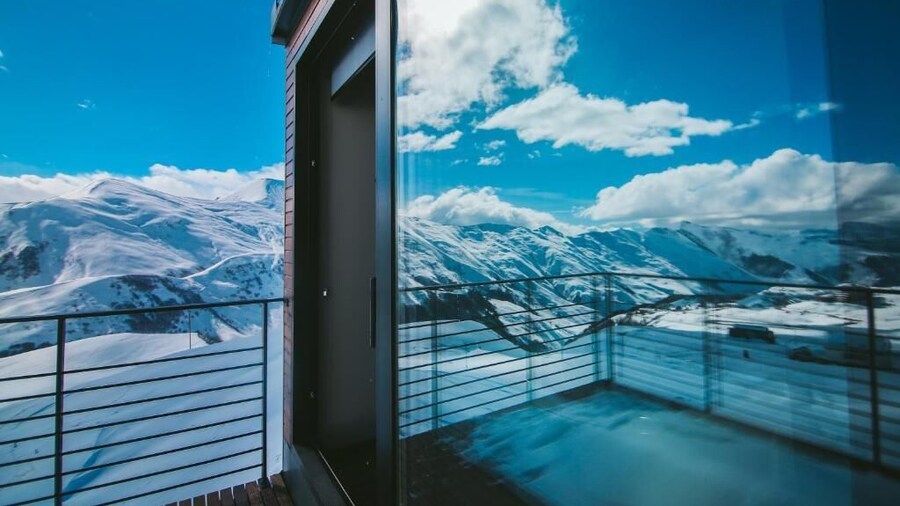 Quadrum Ski & Yoga Resort