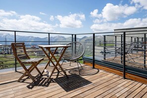 Family Room, 2 Bedrooms | Premium bedding, memory foam beds, blackout drapes, free WiFi