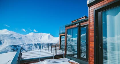 Quadrum Ski & Yoga Resort