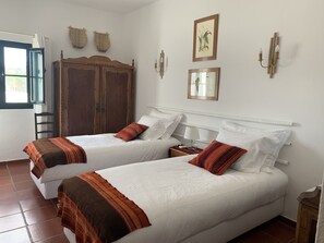 Biệt thự dành cho gia đình, 2 phòng ngủ (Casa do Galo) | Két bảo mật tại phòng, bàn ủi/dụng cụ ủi quần áo
