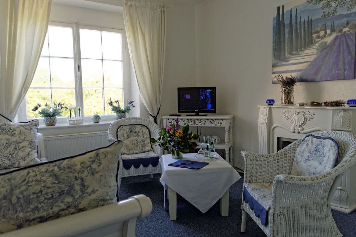 classic suite | individually decorated, iron/ironing board, bed sheets