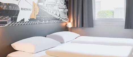 Habitación doble (French bed) | Escritorio, cortinas blackout, insonorización y wifi gratis