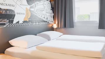 Habitación doble (French bed) | Escritorio, cortinas opacas, sistema de insonorización y wifi gratis