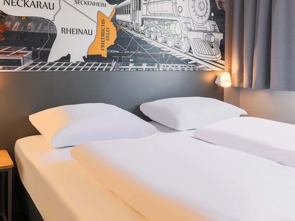 Escritorio, cortinas opacas, sistema de insonorización y wifi gratis