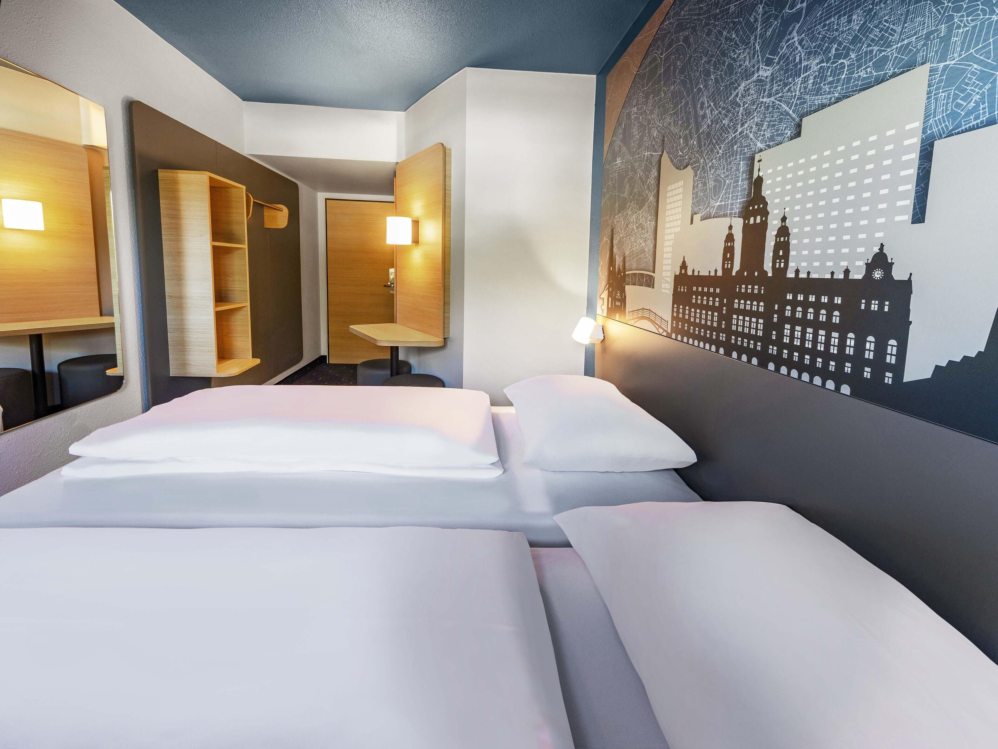 Twin Room | Desk, blackout curtains, soundproofing, free WiFi