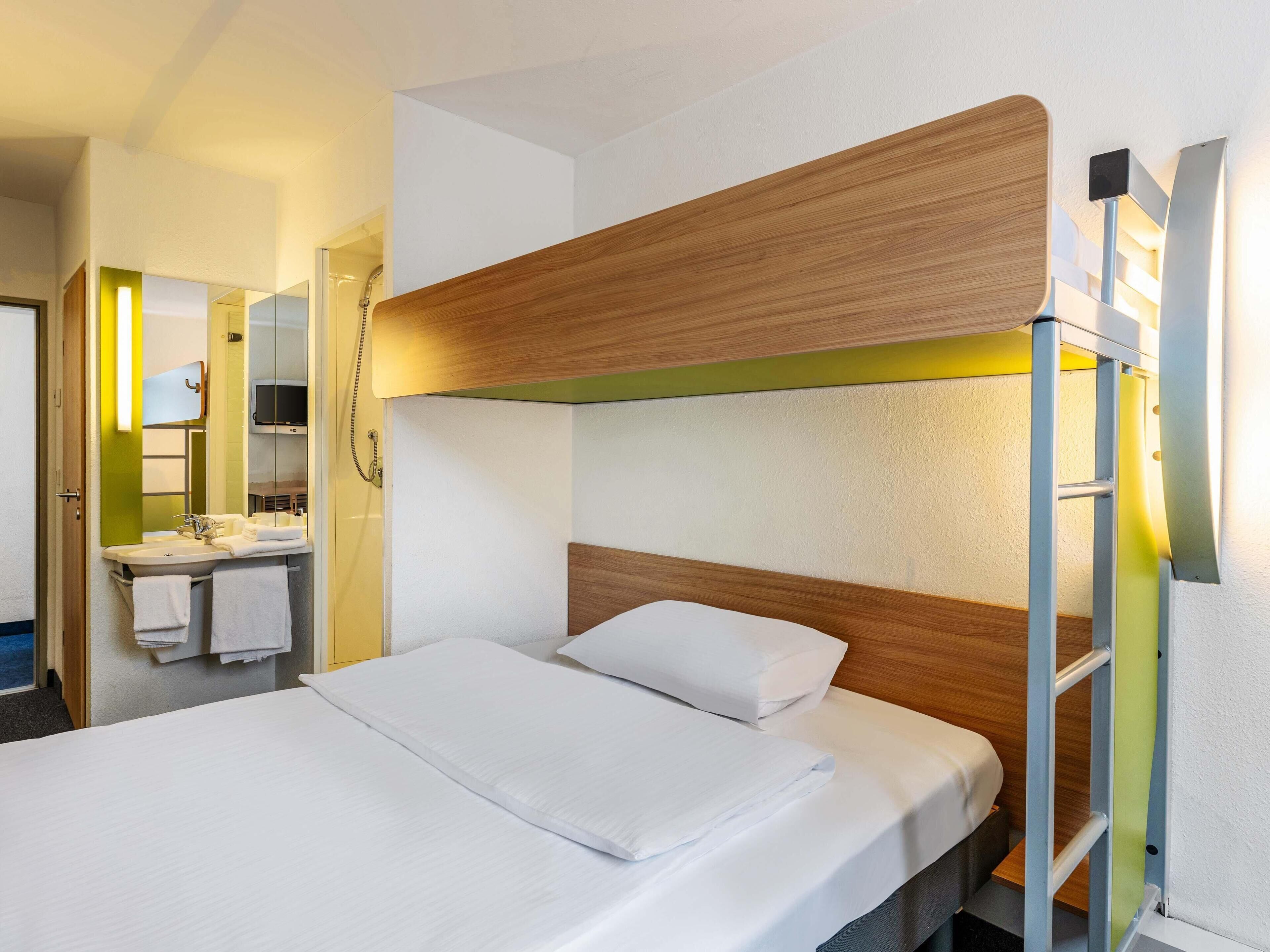 Bureau, Wi-Fi gratuit, draps fournis