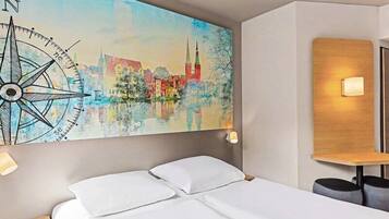 Double Room | Desk, free WiFi