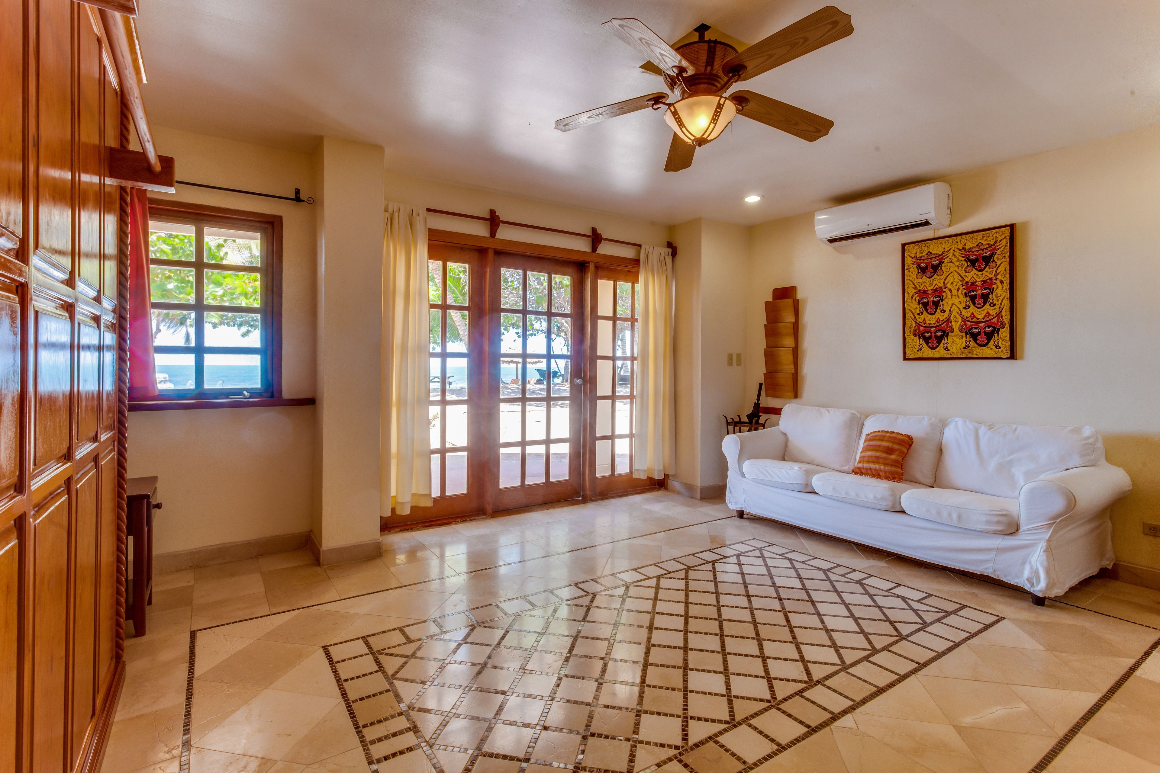 1 bedroom beachfront suites | free minibar items, in-room safe, individually decorated