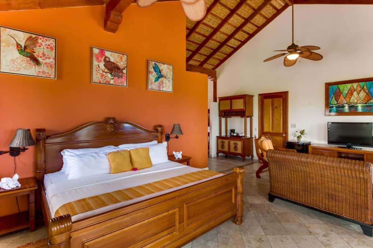Colonial Penthouse Room | 1 bedroom, free minibar items, in-room safe, individually decorated