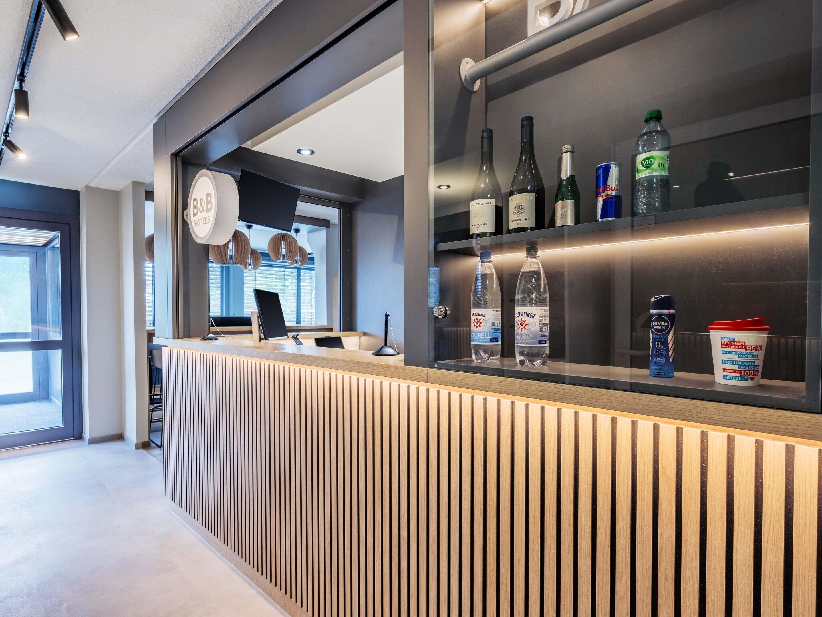 Foto - B&B HOTEL Erlangen-Tennenlohe