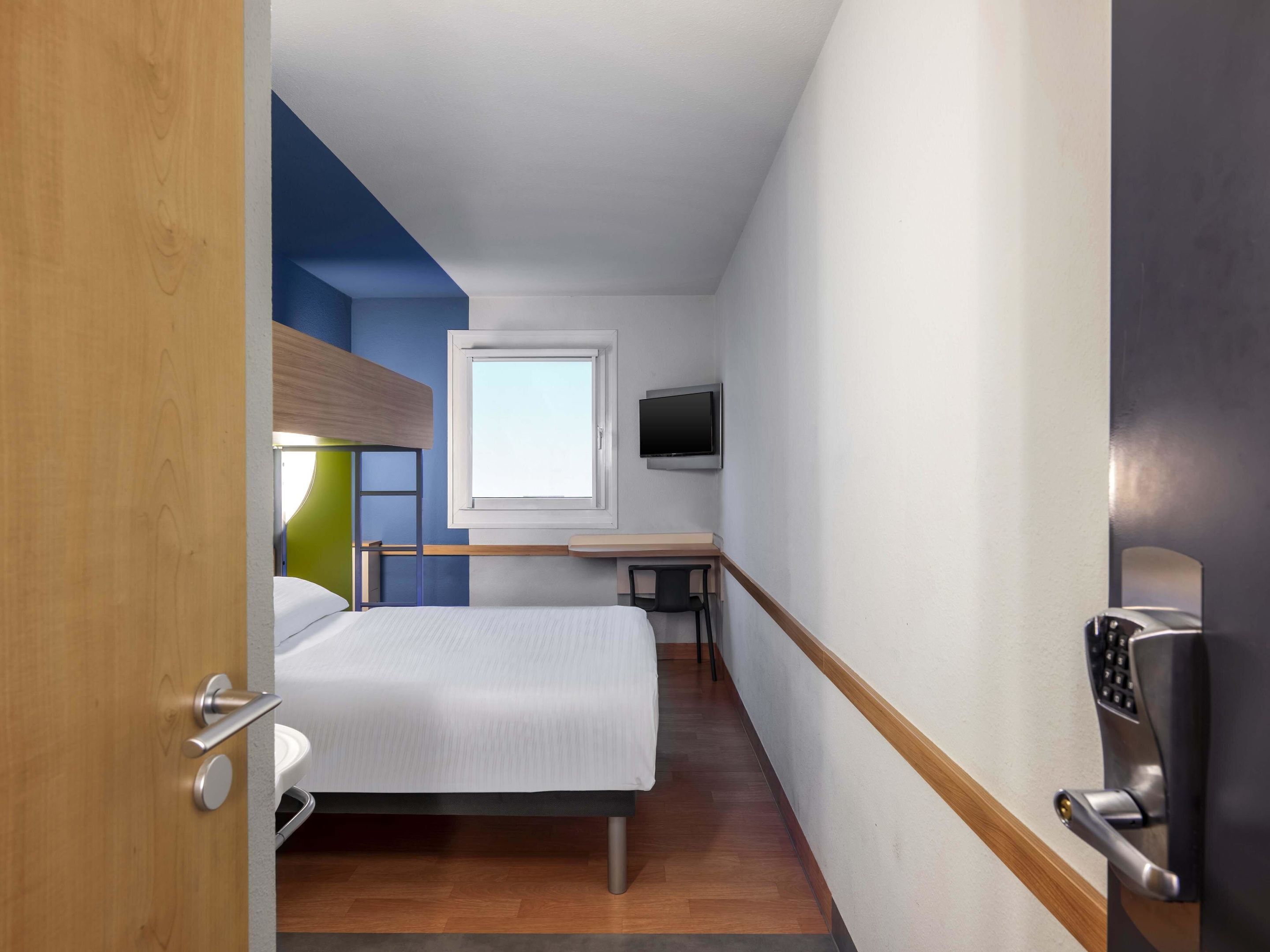 Doppelzimmer | Schreibtisch, schallisolierte Zimmer, kostenloses WLAN