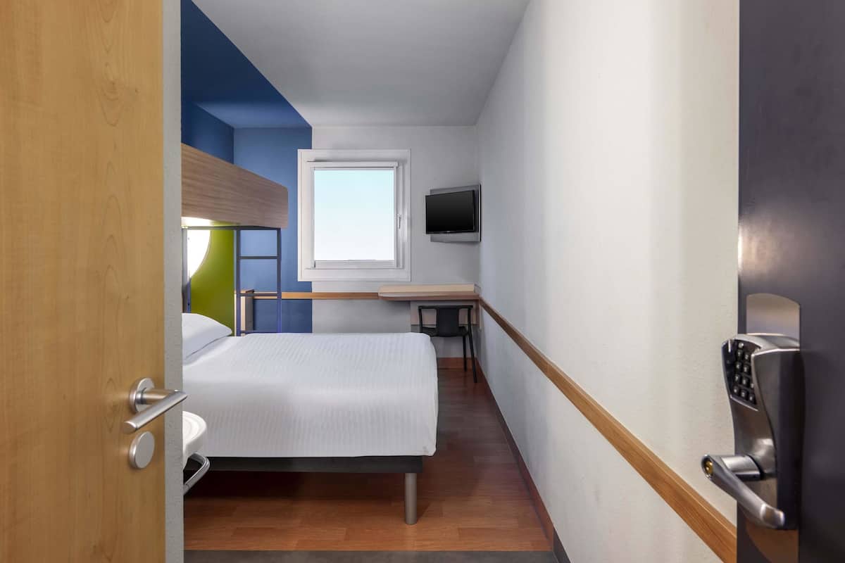 Doppelzimmer | Schreibtisch, schallisolierte Zimmer, kostenloses WLAN