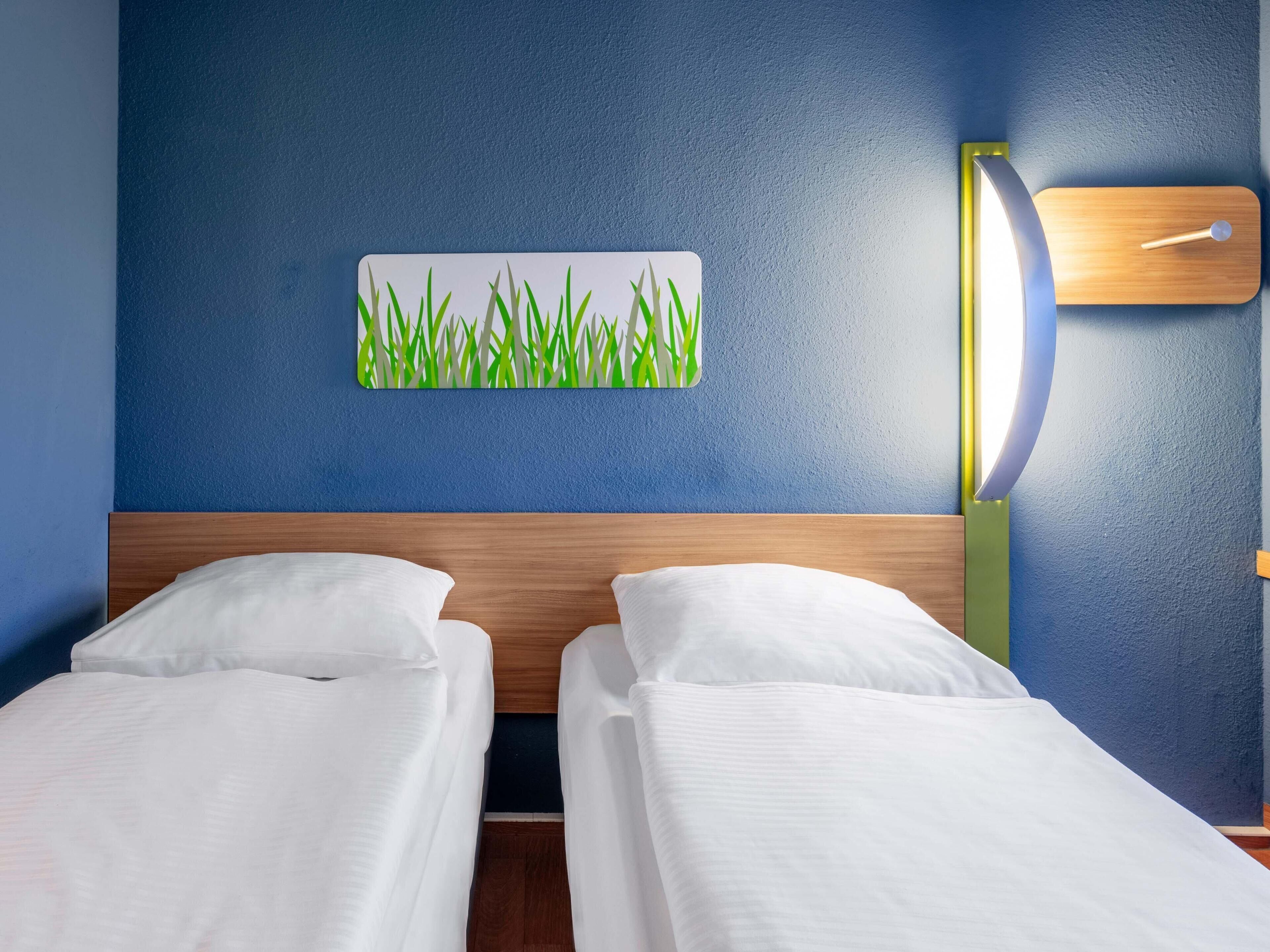 Twin Room | Desk, soundproofing, free WiFi