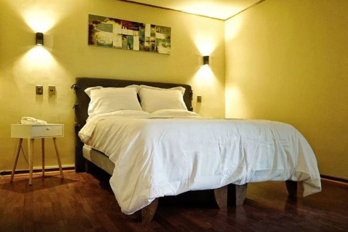 Doppia Romantica, 1 letto matrimoniale, non fumatori | Ferro/asse da stiro, lenzuola