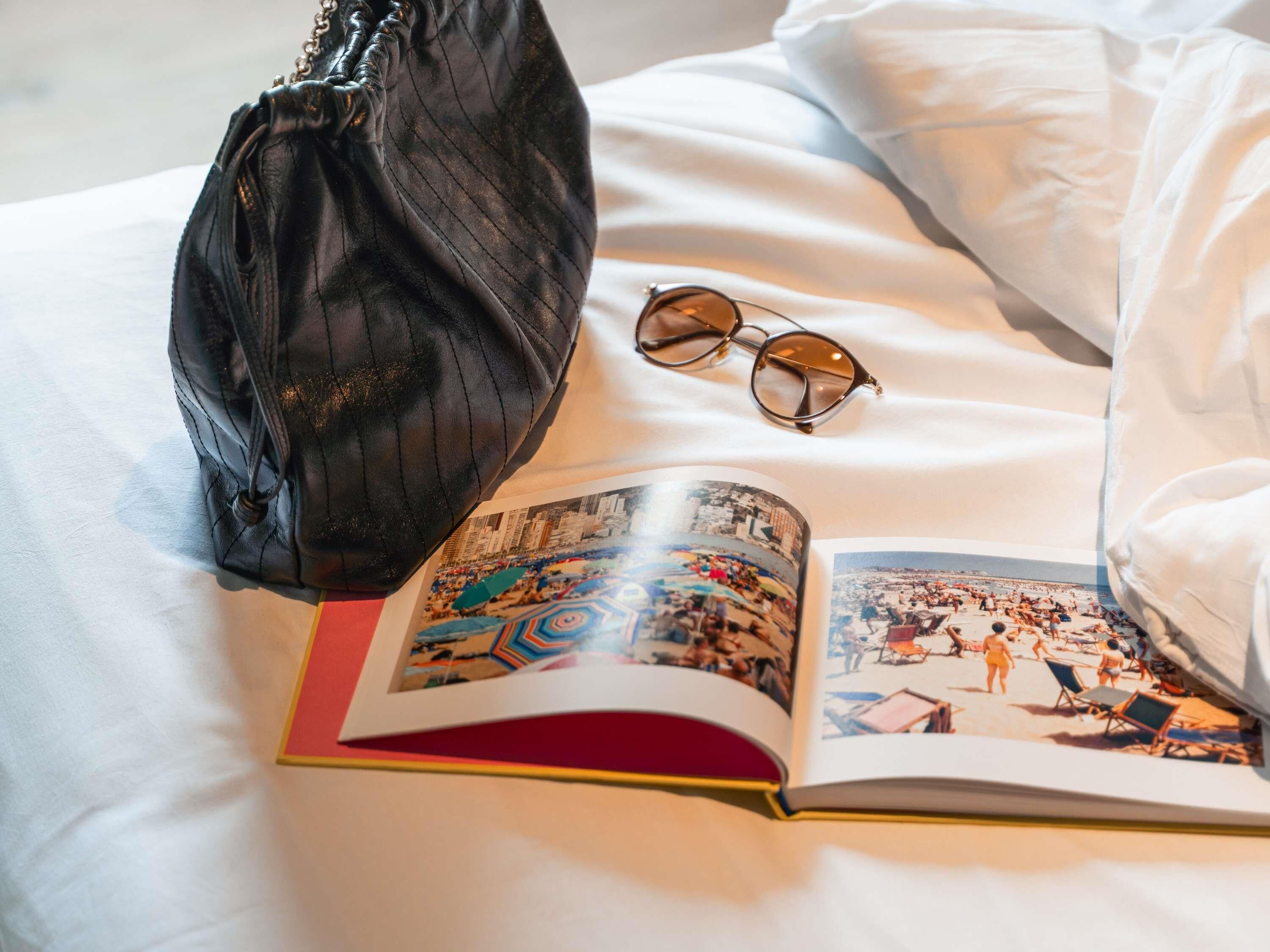 double room | desk, soundproofing, free cots/infant beds, free wifi